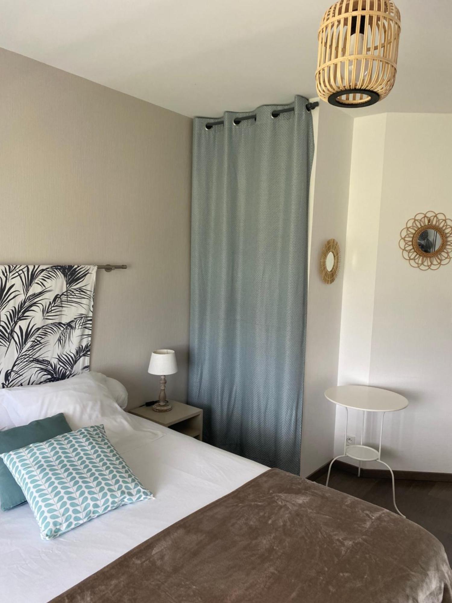 Le Relais De La Hardiesse 6Km Mont St Michel - Chambres Doubles - Suite Spa Privatif Courtils Luaran gambar