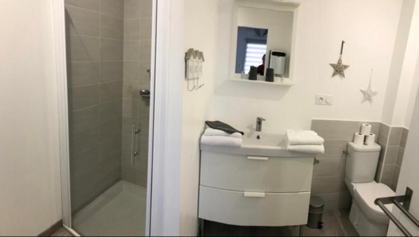 Le Relais De La Hardiesse 6Km Mont St Michel - Chambres Doubles - Suite Spa Privatif Courtils Bilik gambar