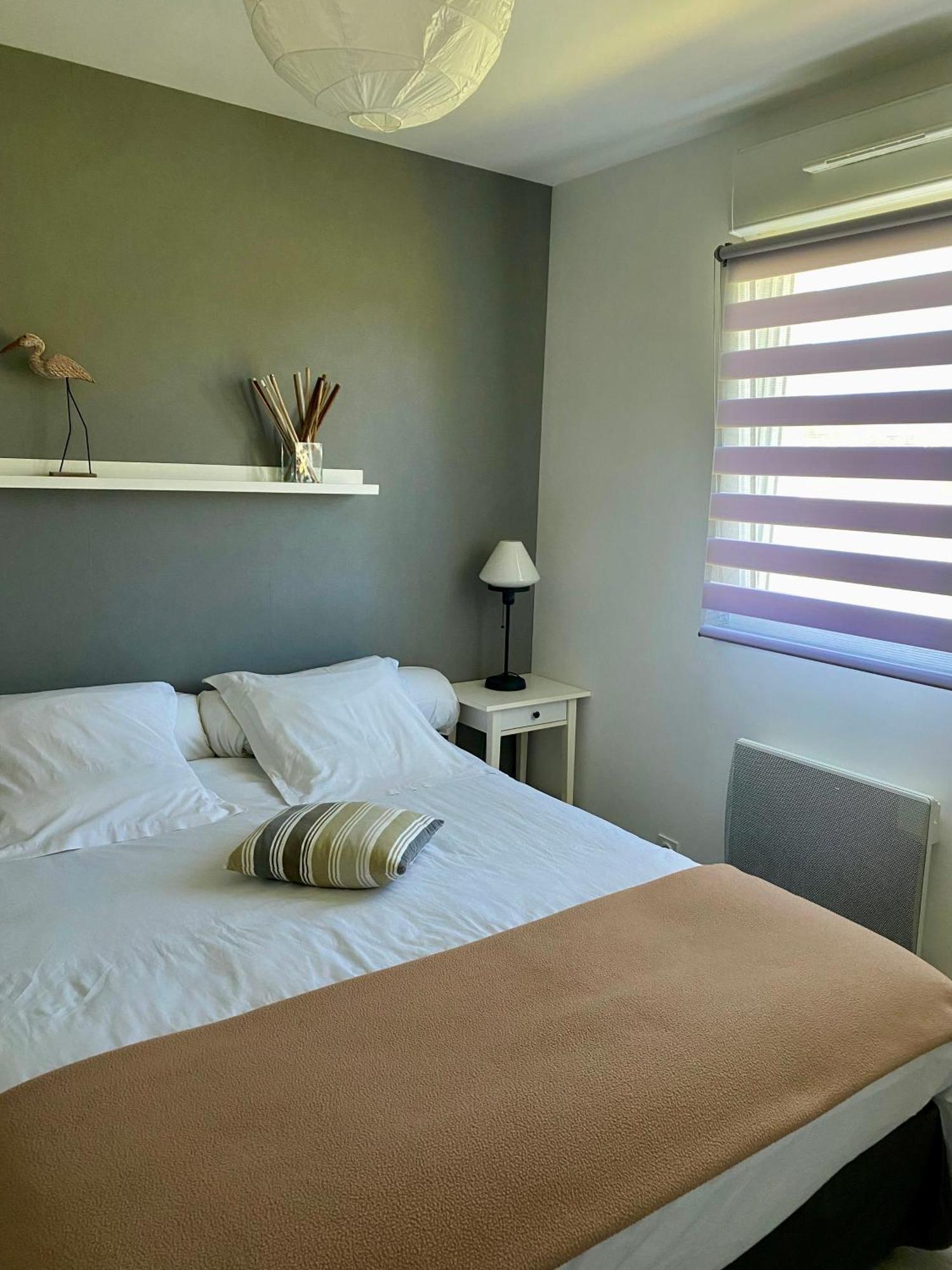 Le Relais De La Hardiesse 6Km Mont St Michel - Chambres Doubles - Suite Spa Privatif Courtils Bilik gambar